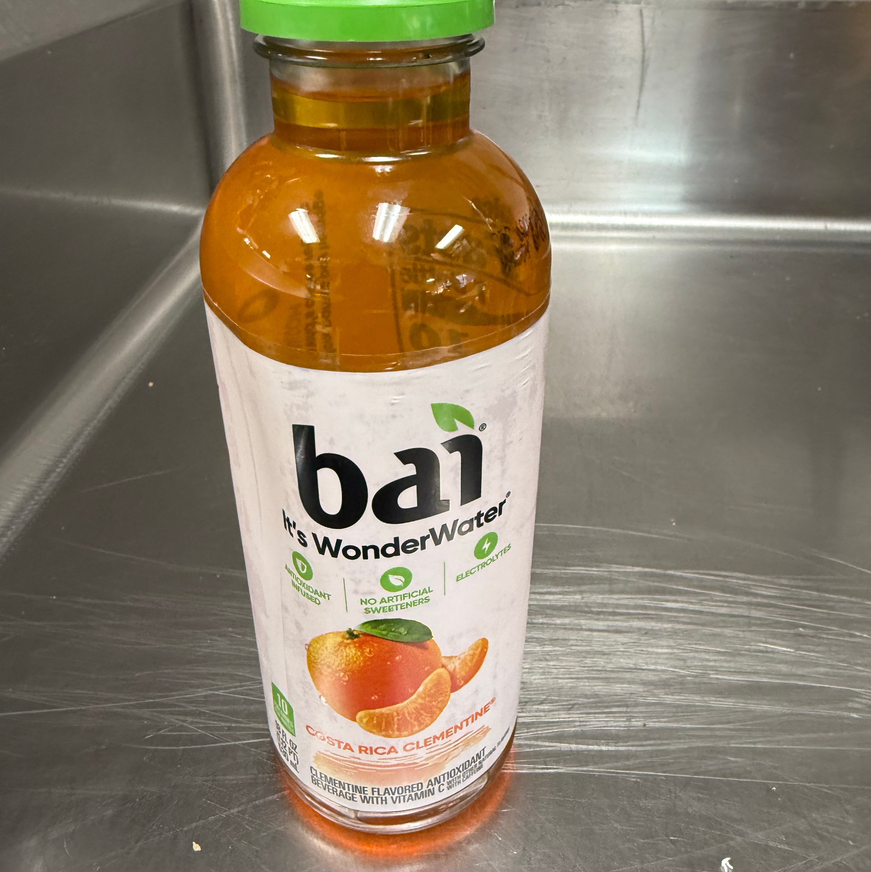 Bai.