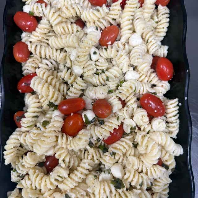 Fusilli Mozzarella & Tomato Salad.